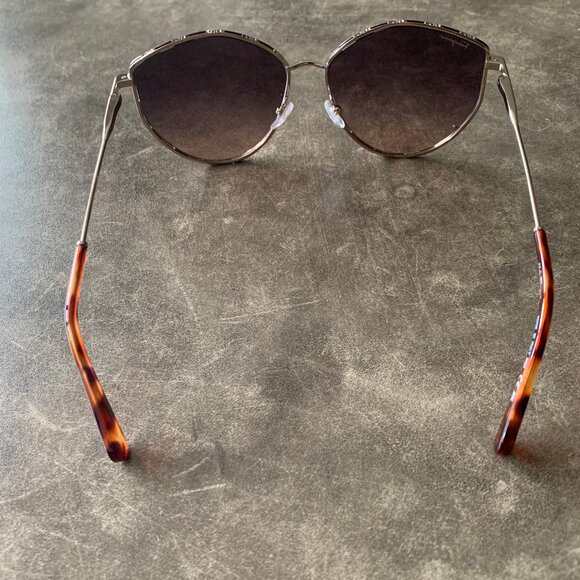 NIB- Women's Salvatore FERRAGAMO Stylized Aviator w/ Gradient Lens - Picture 10 of 15